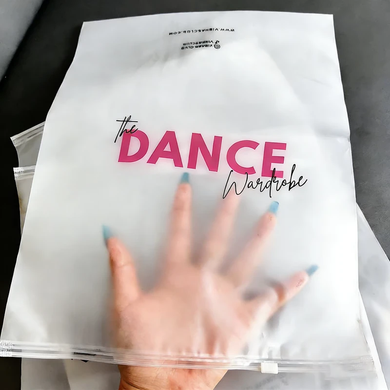 Custom-Free-Sample-Resealable-CPE-White-Matte-Frosted-Zipper-Seal-Ziplock-Plastic-Packaging-Bags-for-T-Shirt
