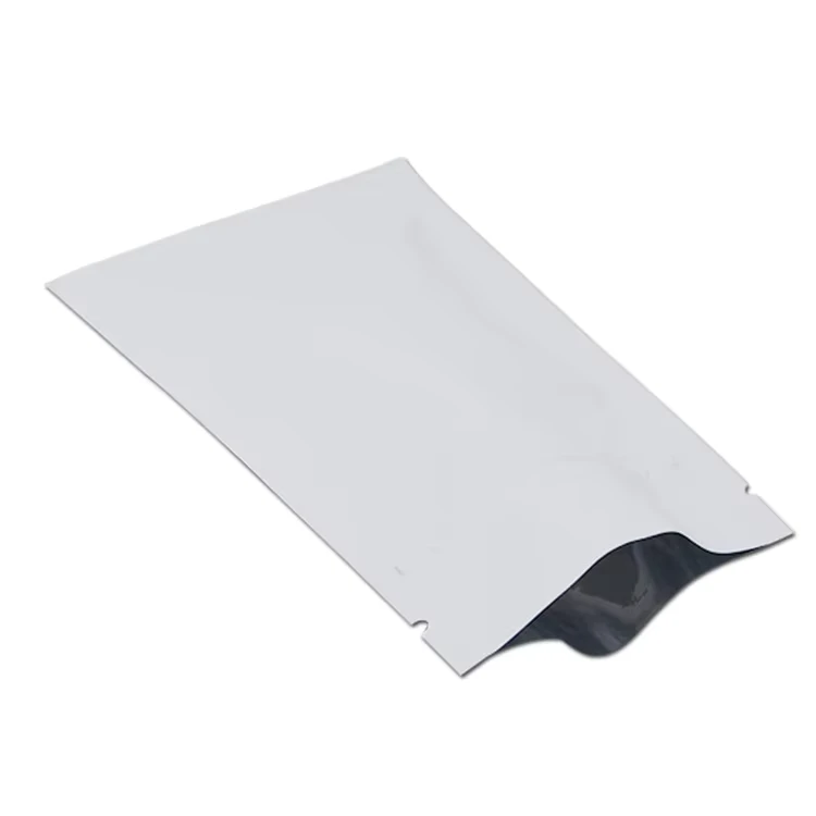 Custom-Printed-3-Layers-Laminated-Empty-Cosmetics-Three-Side-Seal-Foil-Pouch-Aluminum-Foil-Packaging-Bags