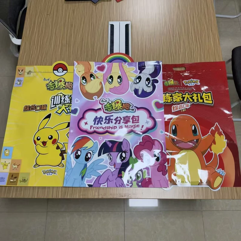Customized-Logo-Family-Size-Snack-Packaging-Bags-Resealable-Food-Grade-Snack-Packaging-Bags-with-Zipper