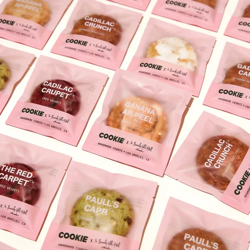 Customized-logo-Printed-Design-Food-Grade-Baking-Packaging-Bread-Bag-Laminated-Plastic-Small-Clear-Heat-Sealing-Cookie-Bags-2