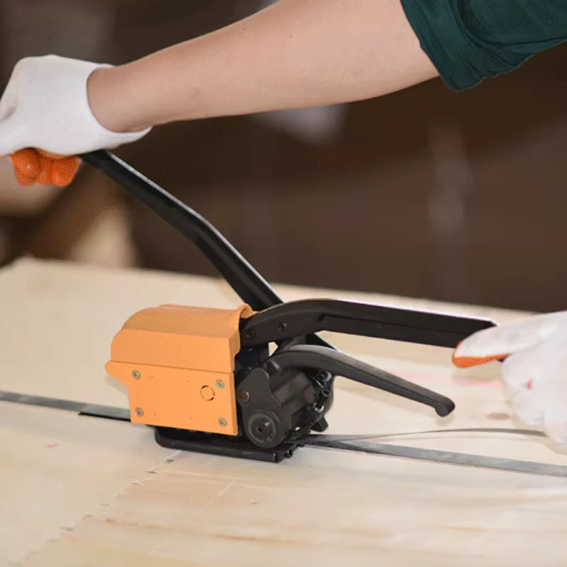 Easy-Operate-Pallet-Steel-Strapping-Machine-A333-Manual-Strapping-Machine