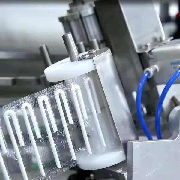 Juice-Bag-Drink-Straw-Applicator-Straw-Adhesive-Machine