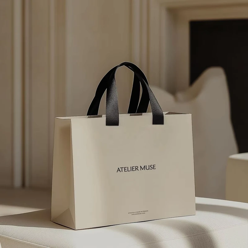 Luxury-Printed-Kraft-Paper-Bag-Recyclable-Retail-Clothing-Brand-Logo-Custom-Shopping-Gift-Bags-with-Handle