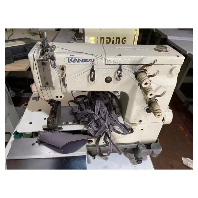 Secondhand-B2000C-Machine-2-Needle-Industrial-Double-Chain-Stitch-Belt-Loop-Making-Sewing-Machine-1