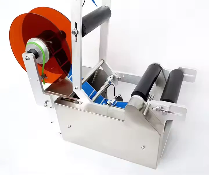 Semi-Automatic-Labeling-Machine-Desktop-Manual-Sticker-Small-Round-Glass-Bottle-Labeling-Machine