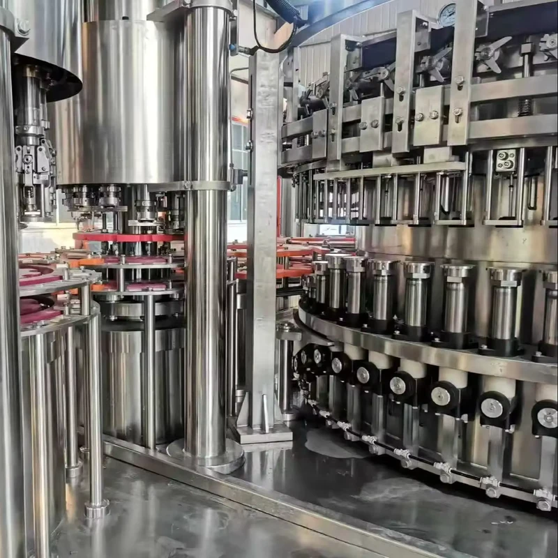 User-friendly-Design-3-in-1-Washing-filling-capping-Machine-for-Glass-Bottle-Water-Vodka-Wine-Beer